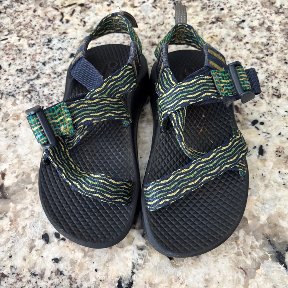 Like new chacos size 10